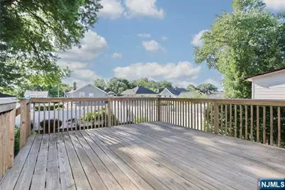49 S Franklin Avenue, Bergenfield, NJ 07621 - Photo 40