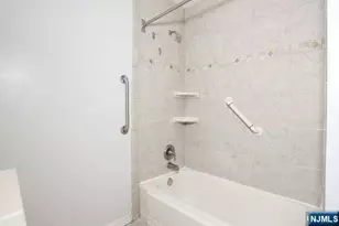 49 S Franklin Ave, Bergenfield, NJ 07621 - Photo 26
