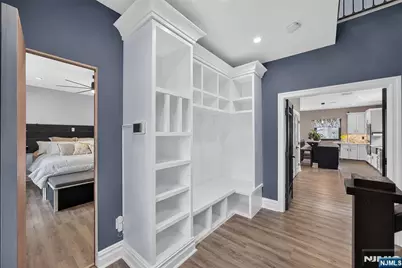4-31 Plaza Road, Fair Lawn, NJ 07410 - Photo 2