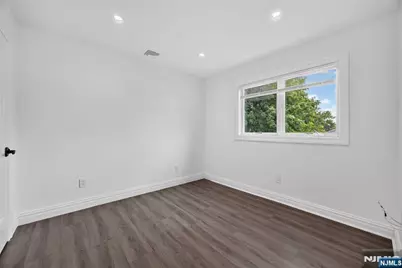 4-31 Plaza Road, Fair Lawn, NJ 07410 - Photo 30