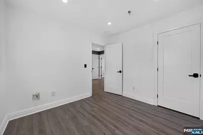 4-31 Plaza Road, Fair Lawn, NJ 07410 - Photo 32