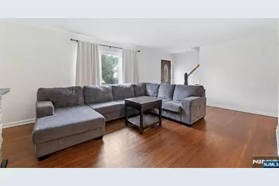461 Crestwood Avenue, Hackensack, NJ 07601 - Photo 4