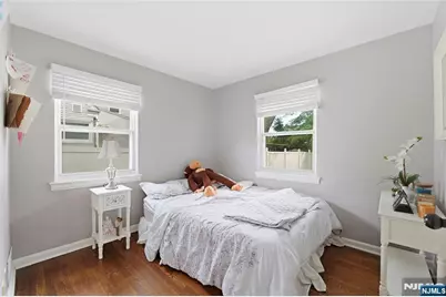 461 Crestwood Avenue, Hackensack, NJ 07601 - Photo 12