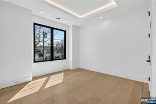 395 Hickory Ave, Paramus, NJ 07652 - Photo 28