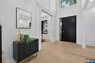 395 Hickory Ave, Paramus, NJ 07652 - Photo 4