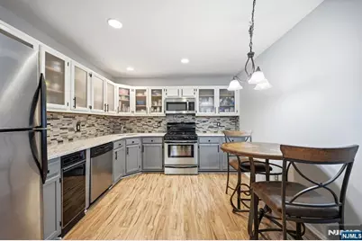 1204 Sycamore Lane, Mahwah, NJ 07430 - Photo 2