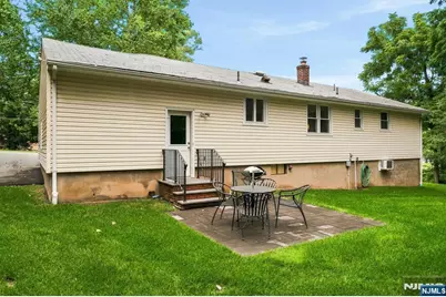 136 Grand Avenue, Park Ridge, NJ 07656 - Photo 24