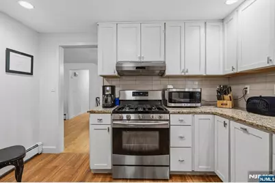 136 Grand Avenue, Park Ridge, NJ 07656 - Photo 10