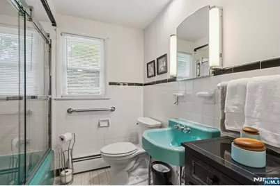 136 Grand Avenue, Park Ridge, NJ 07656 - Photo 16