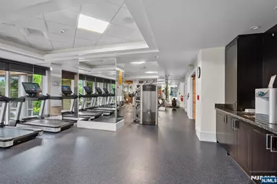 8100 River Road 1005 #1005, North Bergen, NJ 07047 - Photo 18