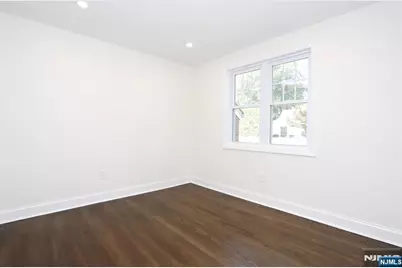 120 E 54th Street, Elmwood Park, NJ 07407 - Photo 10