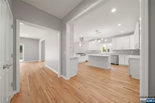 15 Laurel Ave, Dumont, NJ 07628 - Photo 4
