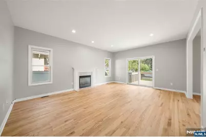 15 Laurel Avenue, Dumont, NJ 07628 - Photo 10