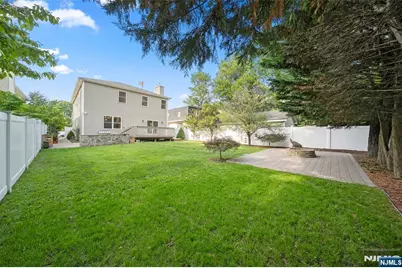 15 Laurel Avenue, Dumont, NJ 07628 - Photo 32