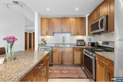 20 Newport Parkway 1812 #1812, Jersey City, NJ 07310 - Photo 8