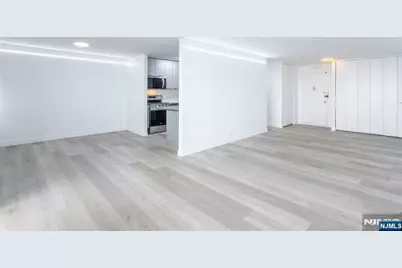 1600 Parker Avenue 20A #20A, Fort Lee, NJ 07024 - Photo 10