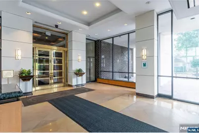 1600 Parker Avenue 20A #20A, Fort Lee, NJ 07024 - Photo 2