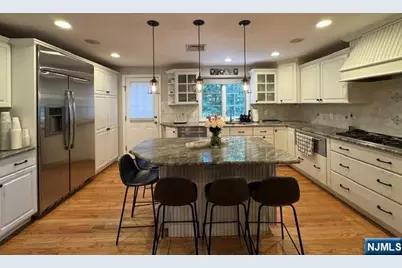 575 Knickerbocker Road, Tenafly, NJ 07670 - Photo 8