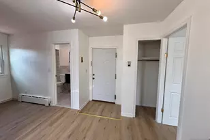 718 Broadway Apt5, Bayonne, NJ 07002 - Photo 2
