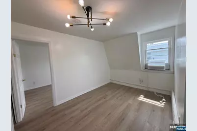 718 Broadway Apt5 #APT5, Bayonne, NJ 07002 - Photo 6