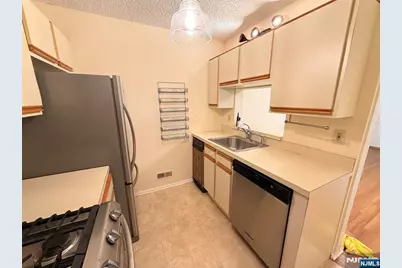 744 Pepperidge Road, Mahwah, NJ 07430 - Photo 16