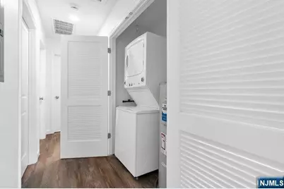 18 Park Street 2B #2B, South Hackensack Township, NJ 07606 - Photo 10
