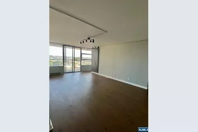 6050 Boulevard East 12D #12D, West New York, NJ 07093 - Photo 6