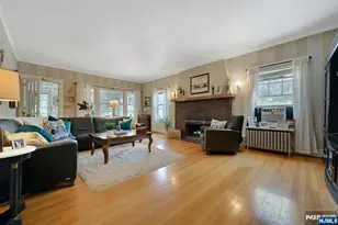111 Van Winkle Ave, Hawthorne, NJ 07506 - Photo 2