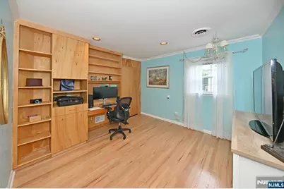 12 Heatherhill Lane, Woodcliff Lake, NJ 07677 - Photo 28
