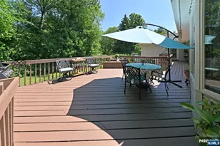 12 Heather Hill Ln, Woodcliff Lake, NJ 07677 - Photo 8