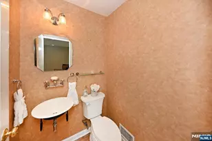 12 Heather Hill Ln, Woodcliff Lake, NJ 07677 - Photo 20