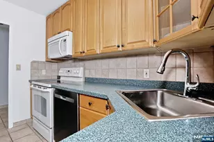 301 Beech Street 12A, Hackensack, NJ 07601 - Photo 14
