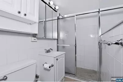 301 Beech Street 12A #12A, Hackensack, NJ 07601 - Photo 26