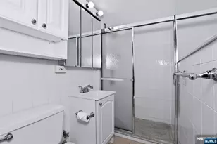 301 Beech Street 12A, Hackensack, NJ 07601 - Photo 26