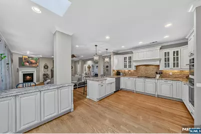 3 Cliff Road, Wayne, NJ 07470 - Photo 2