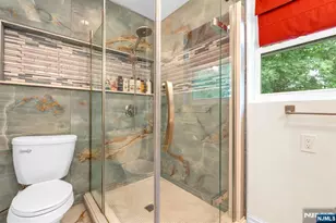 234 Liberty Rd, Teaneck Township, NJ 07666 - Photo 20