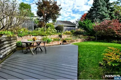 143 Manhattan Avenue, Waldwick, NJ 07463 - Photo 24