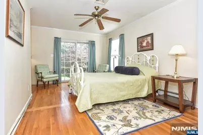 143 Manhattan Avenue, Waldwick, NJ 07463 - Photo 16