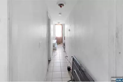135 N 4th Street, Paterson, NJ 07522 - Photo 20