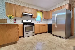 29 Magnolia Ave, Kearny, NJ 07032 - Photo 8
