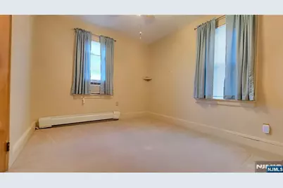 29 Magnolia Avenue, Kearny, NJ 07032 - Photo 10