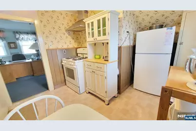 29 Magnolia Avenue, Kearny, NJ 07032 - Photo 14