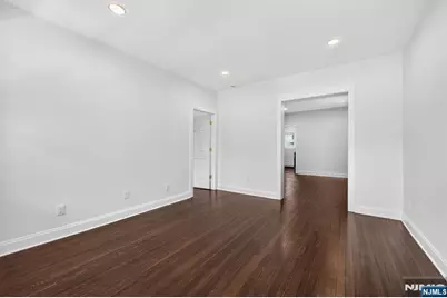 289 Hathaway Street, Wallington, NJ 07057 - Photo 4