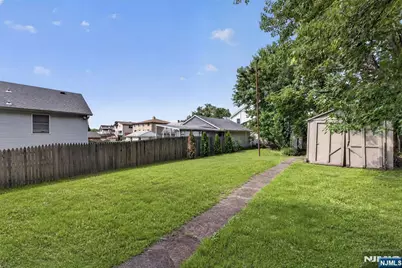 289 Hathaway Street, Wallington, NJ 07057 - Photo 40