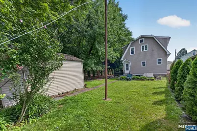 289 Hathaway Street, Wallington, NJ 07057 - Photo 38