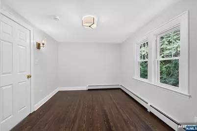 289 Hathaway Street, Wallington, NJ 07057 - Photo 34