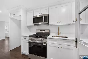 289 Hathaway St, Wallington, NJ 07057 - Photo 22