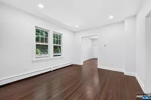 289 Hathaway St, Wallington, NJ 07057 - Photo 12