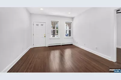 289 Hathaway Street, Wallington, NJ 07057 - Photo 6