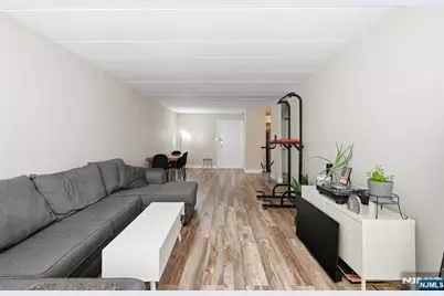 25 Jefferson Street 2F #2F, Hackensack, NJ 07601 - Photo 16